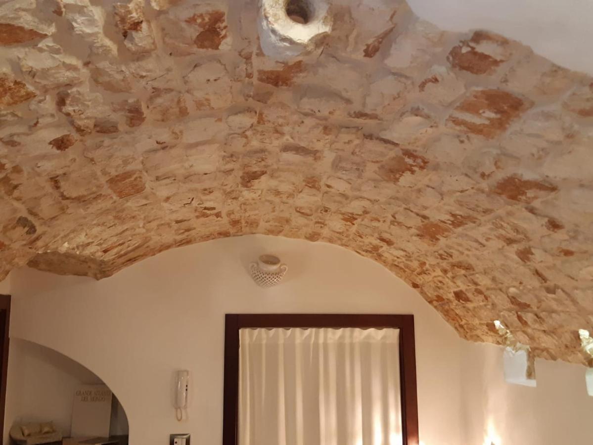 Donna Lucrezia Dimora A Corte B&B Конверсано Екстериор снимка